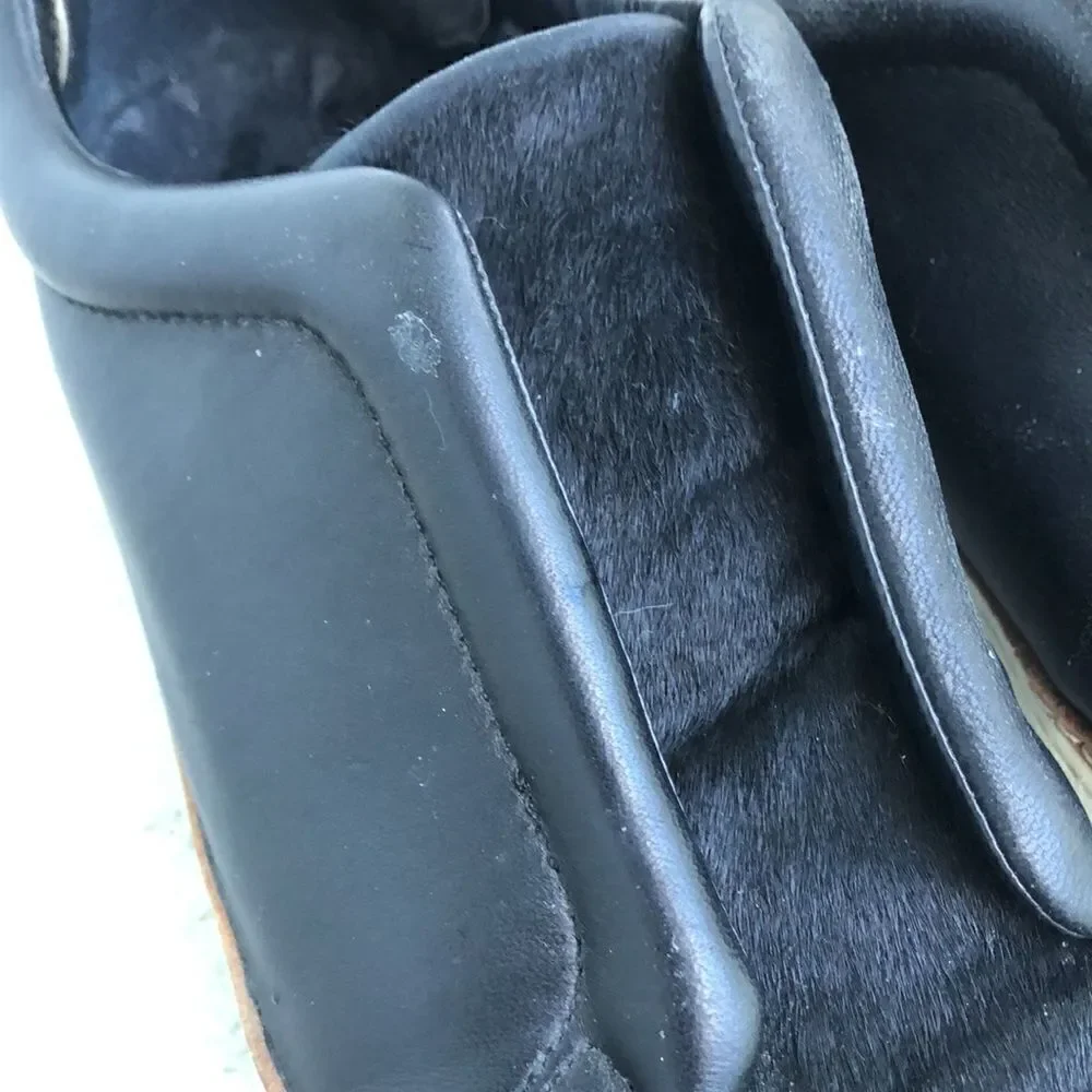 M4DE black leather